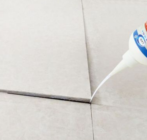 新华瓷砖空鼓维修公司分享卫生间瓷砖脱落的原因可能有以下几点